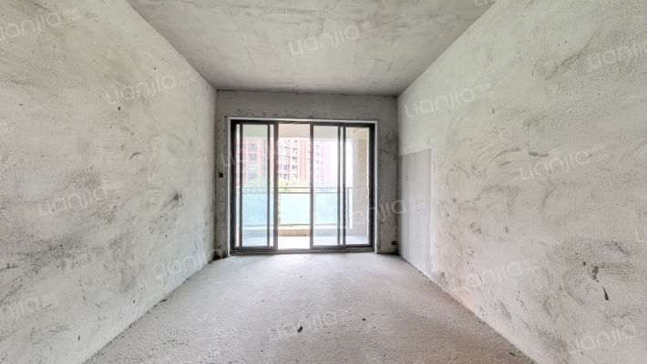 富元利和豪庭二期二手房实景图