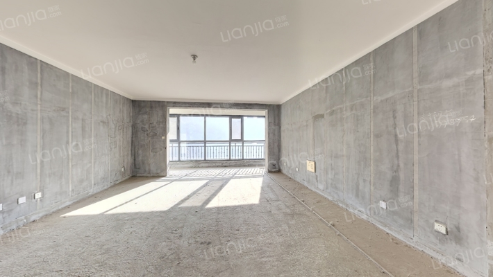 晨胧华庭二手房实景图