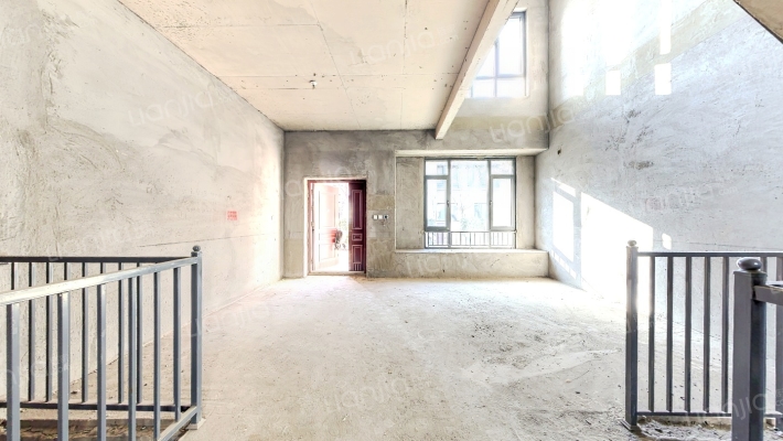 金辉中央云著二手房实景图