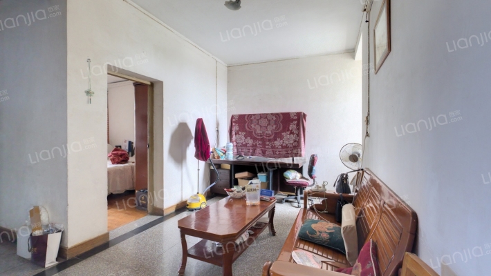 鹦鹉大道496号二手房实景图