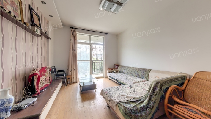 滨湖苑二手房实景图