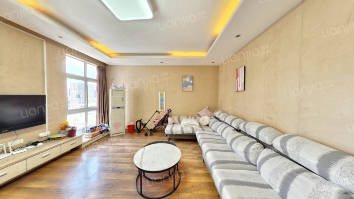 盛世年华二手房实景图