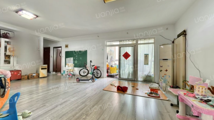 陕西省药品监督管理局家属院二手房实景图