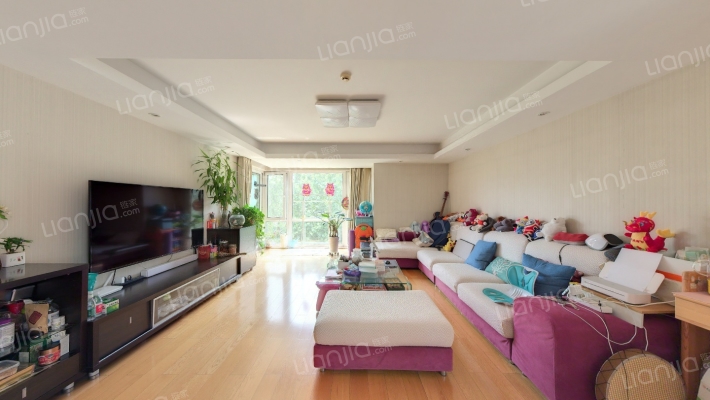 大西洋新城D区二手房实景图