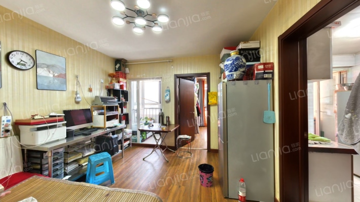 周家庄中路18号院二手房实景图