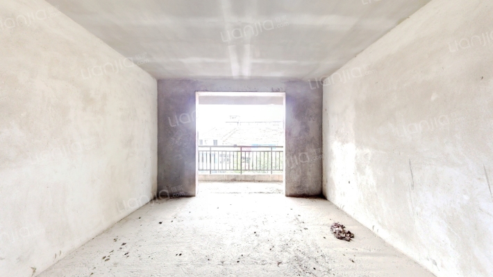 东谷中鑫城二手房实景图