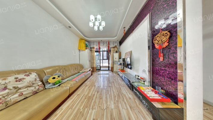 新长江国际二手房实景图