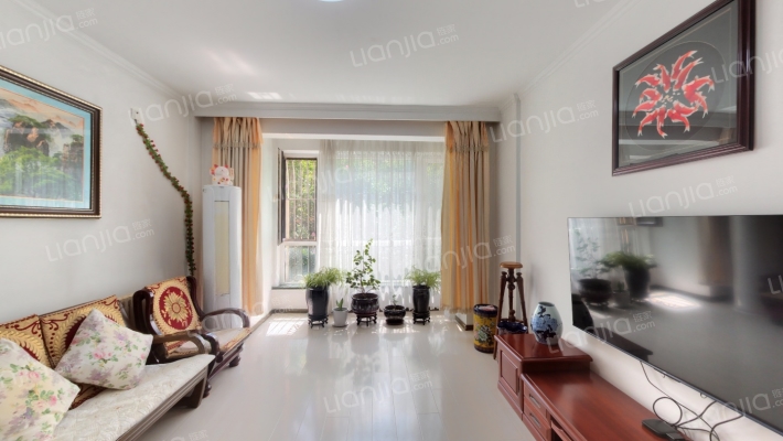 新星绿城六期二手房实景图