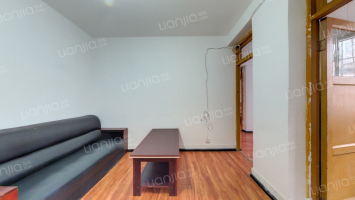 三民东路119号二手房实景图