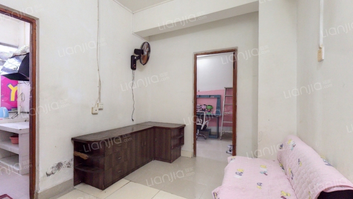 海云大厦二手房实景图