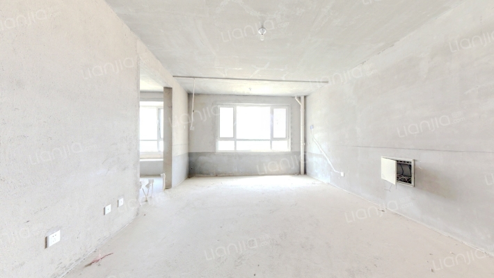 建大文峰苑2期二手房实景图