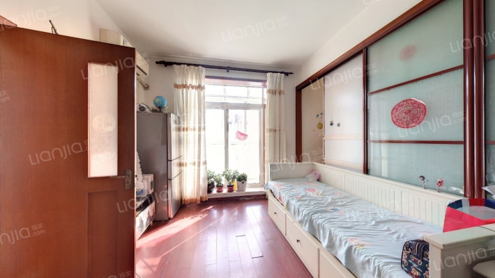 悦泰馨家二手房实景图