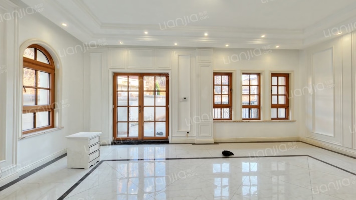 万科溪之谷天麓十九栋别墅二手房实景图