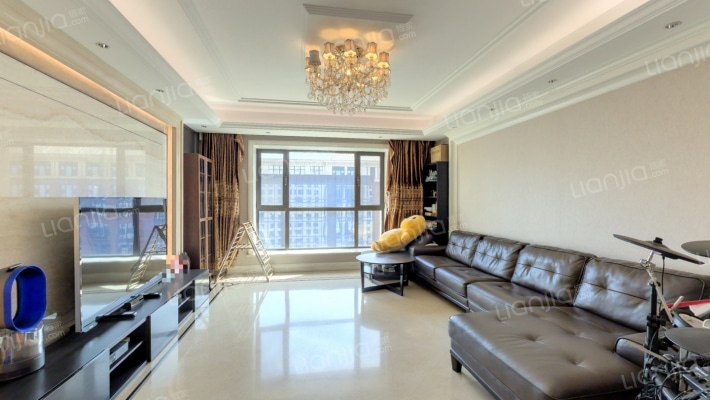 鲁能公馆二手房实景图