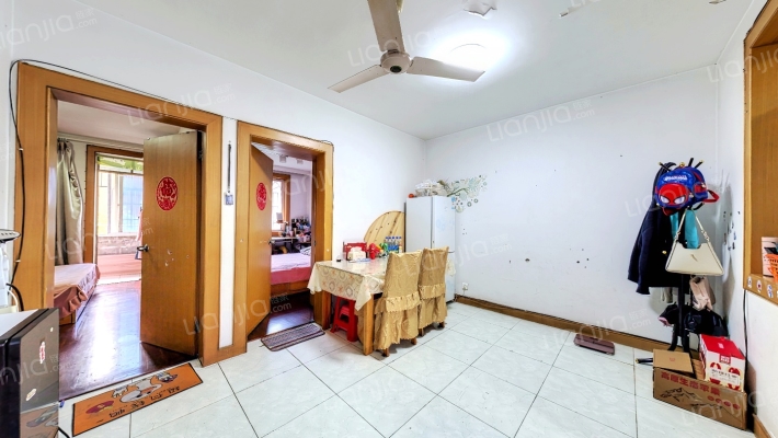 中秀苑二手房实景图