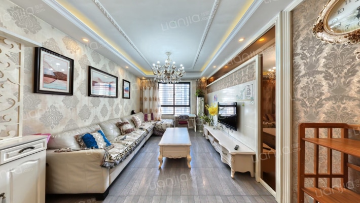 东方鼎盛时代三期二手房实景图