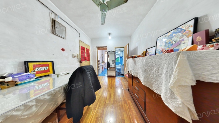 彩香一村五区二手房实景图