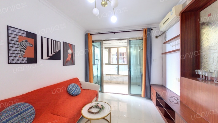 银汇华庭二手房实景图