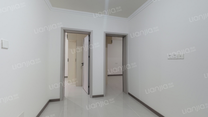 青西路4号二手房实景图