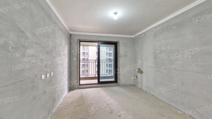 德信理想之宸二手房实景图