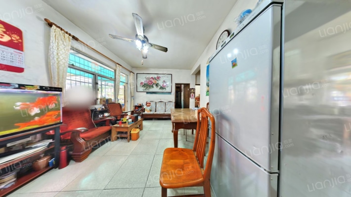 湖滨新村二手房实景图