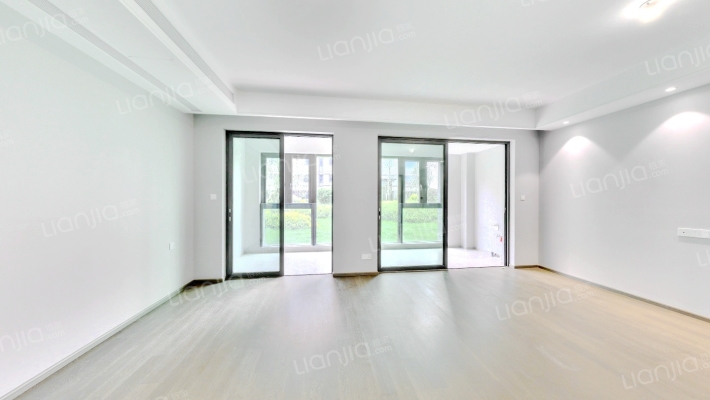 保利中交越秀天珺二手房实景图