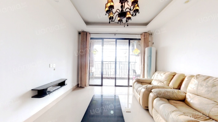 伟豪领御世家二手房实景图