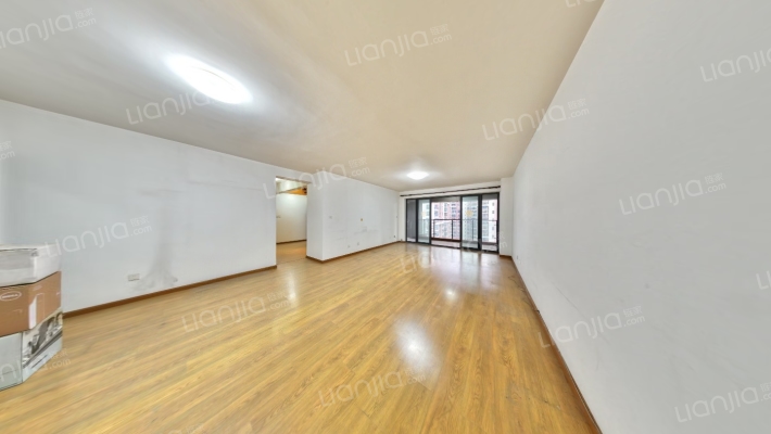 四海逸家一期二手房实景图