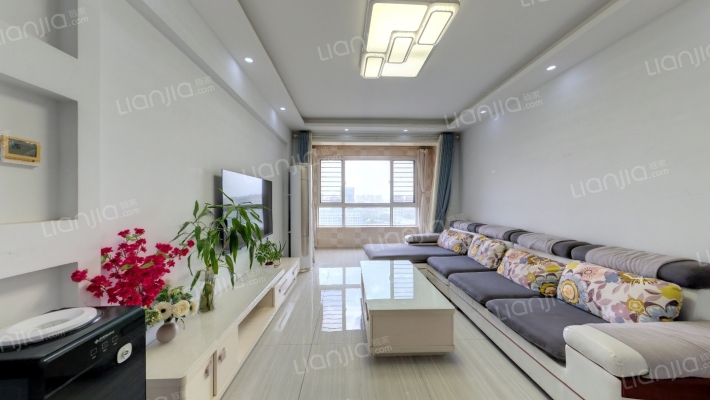 西安航天城天谐苑二手房实景图