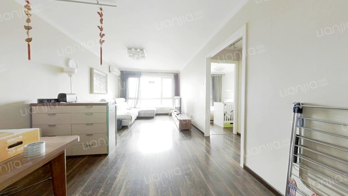 学院派二手房实景图