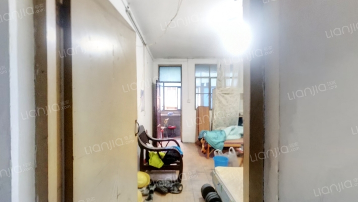 老街家属院二手房实景图