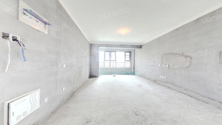 亚星云水居二手房实景图