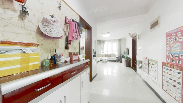 晶彩苑小区二手房实景图