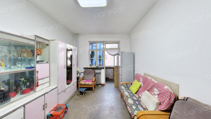 新华印刷厂家属院（定西南路）二手房实景图