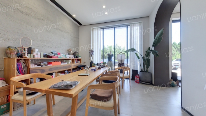 泰晤士新城·智谷别墅二手房实景图