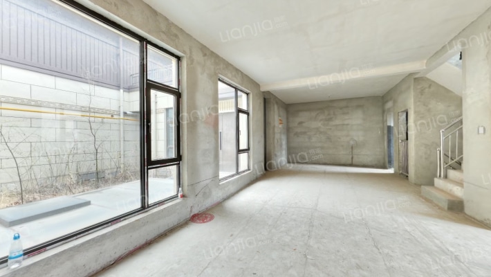 国信山水间二手房实景图