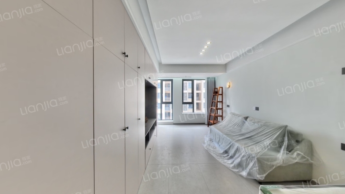 兴亚沙滨国际二手房实景图