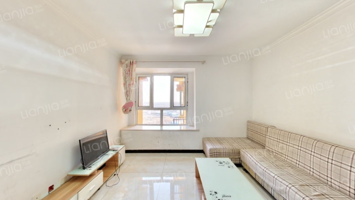 卢浮盛典二手房实景图