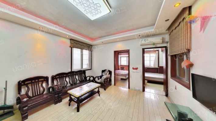 雄距都市东家二手房实景图