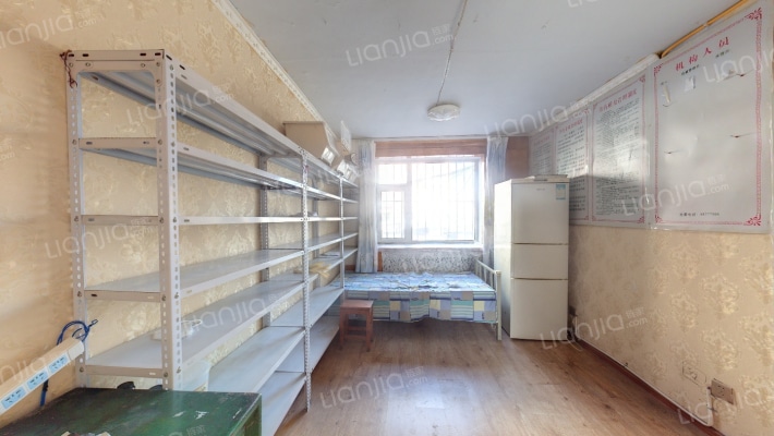 园林小区二手房实景图