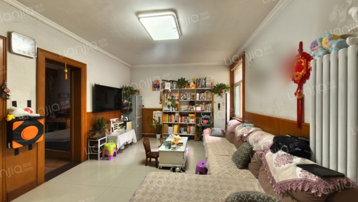 秦农银行住宅区二手房实景图