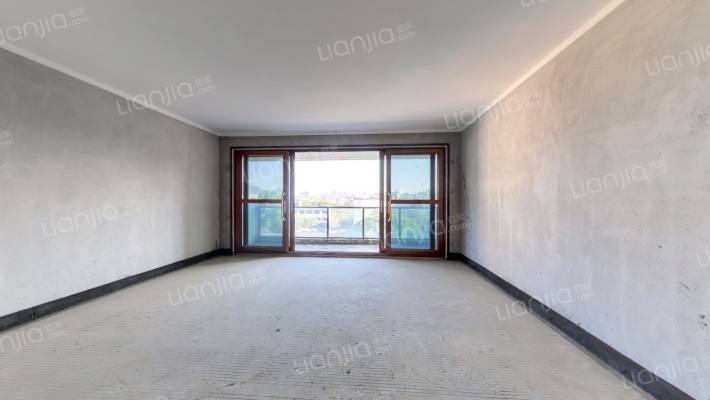 天基天著二手房实景图