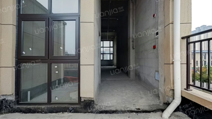 久鸿万洋云邸公馆二手房实景图
