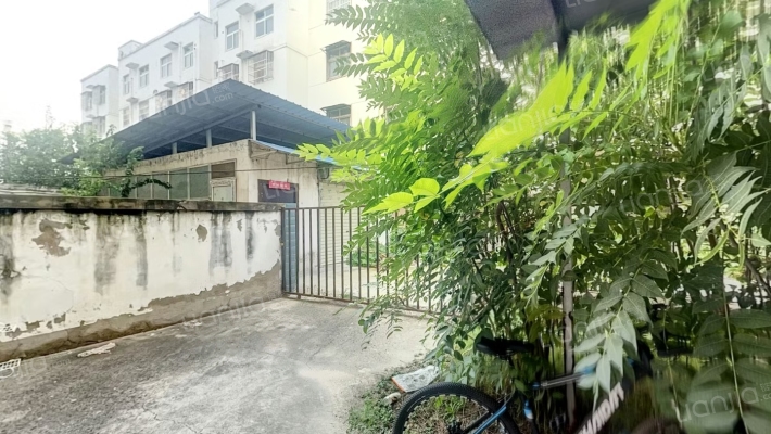 淮中新村二手房实景图