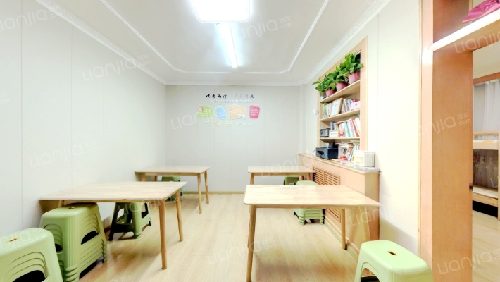 二体校宿舍二手房实景图