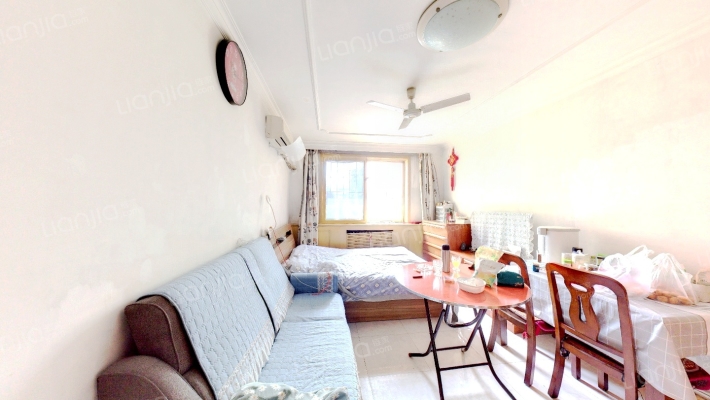 宾馆温泉公寓二手房实景图