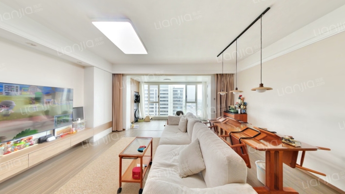 东方云境二手房实景图