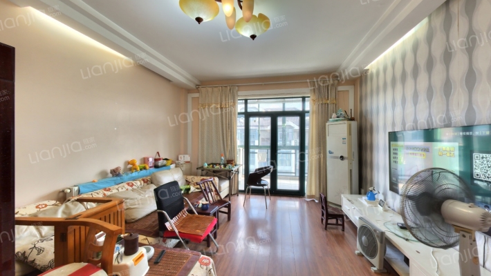 金湖家园二手房实景图