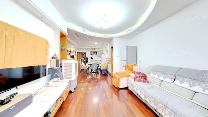 世纪锦秋北区二手房实景图