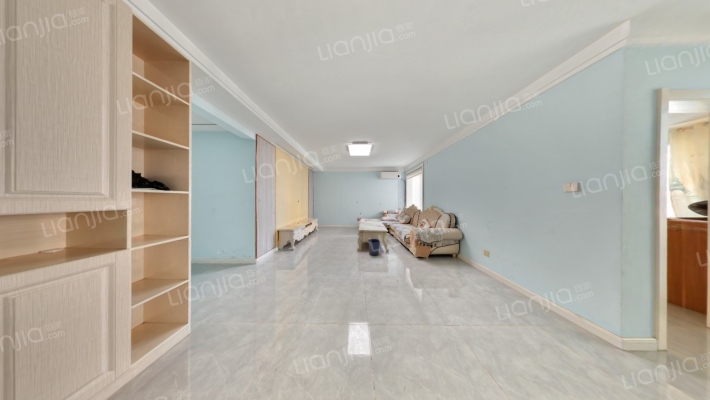 亚太假日花园二手房实景图